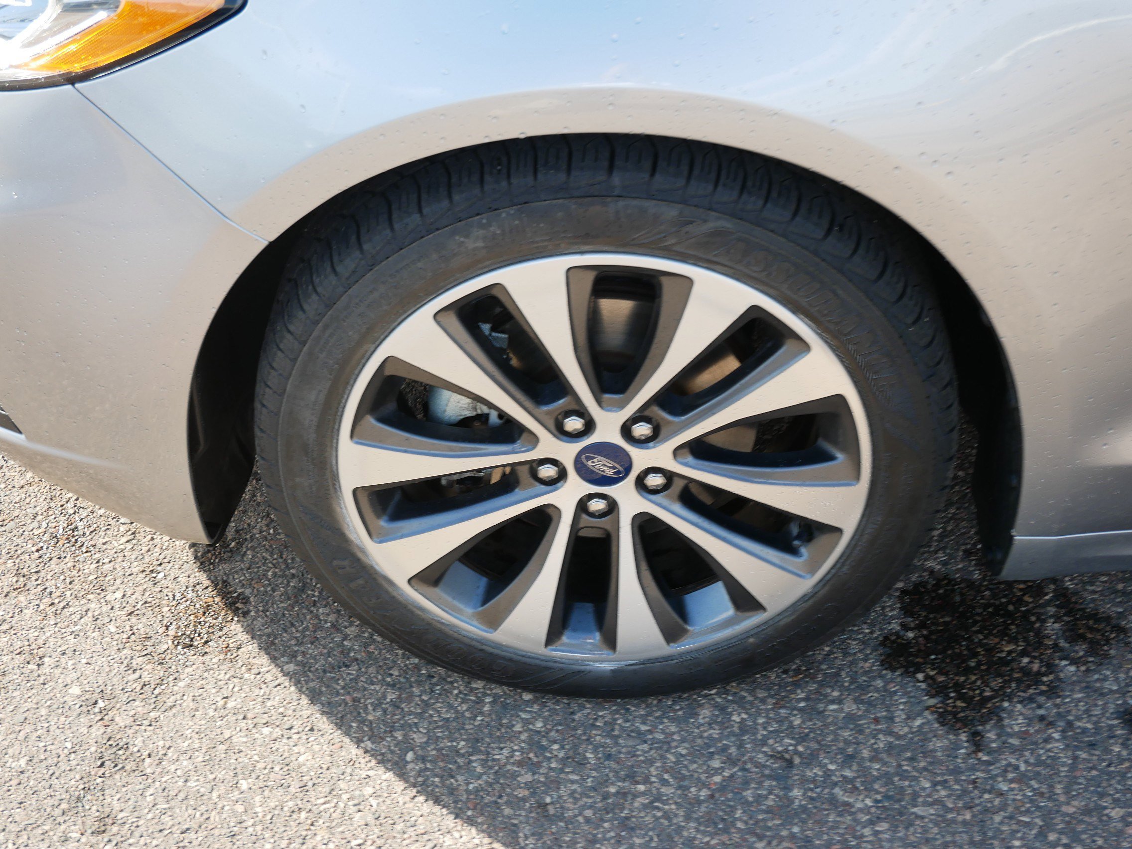 Certified 2020 Ford Fusion SE AWD/4WD image 15