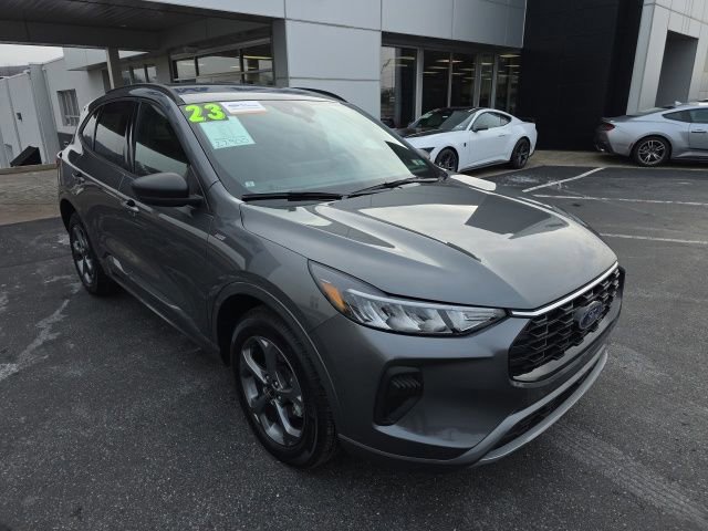 Certified 2023 Ford Escape ST-Line w/ Tech Pack #1 image 7