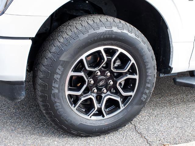 Certified 2022 Ford F150 XLT w/ Equipment Group 302A High image 5