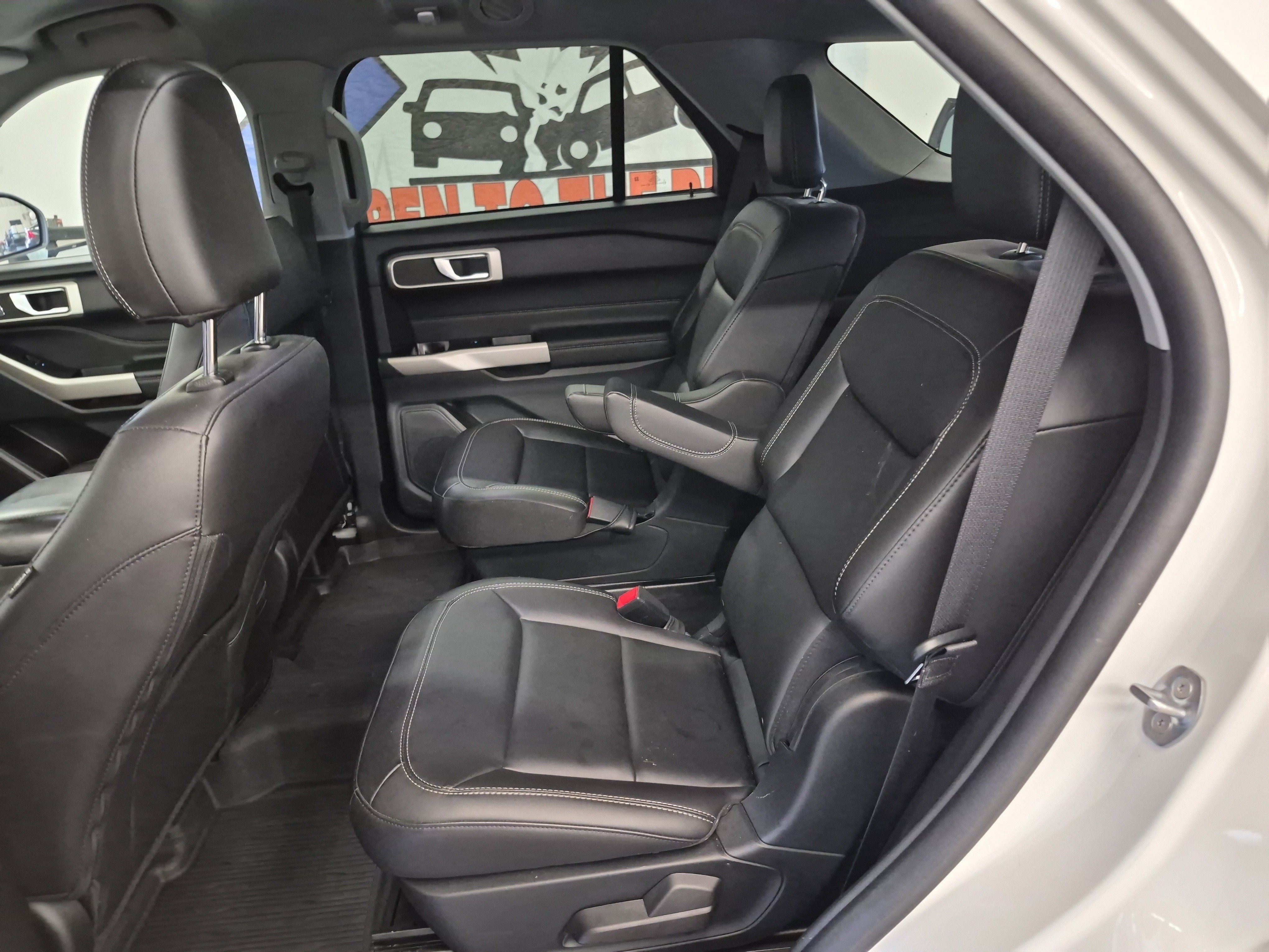 Certified 2023 Ford Explorer XLT w/ Equipment Group 202A RWD image 13