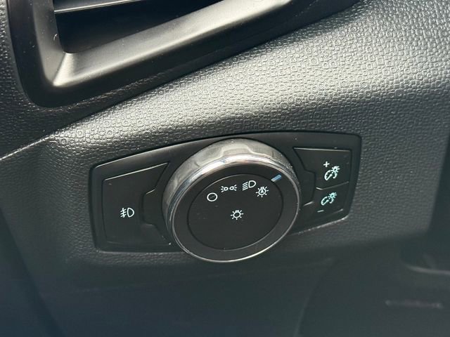 Certified 2022 Ford EcoSport SE image 21