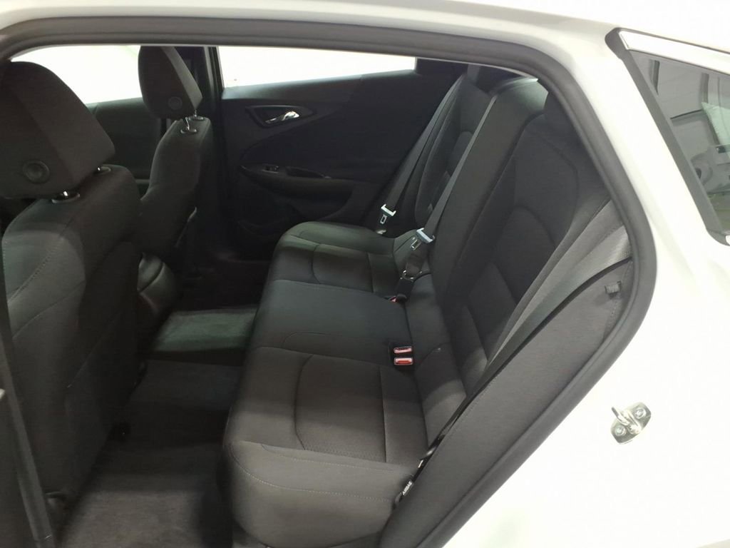 Used 2023 Chevrolet Malibu RS image 24
