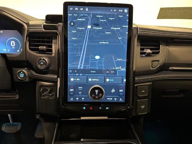 Certified 2025 Ford F150 Lightning Platinum image 27