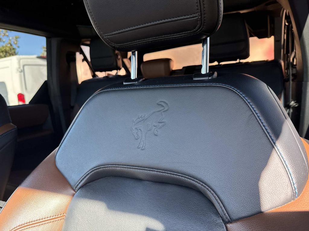 Certified 2021 Ford Bronco Outer Banks w/ Sasquatch Package image 18