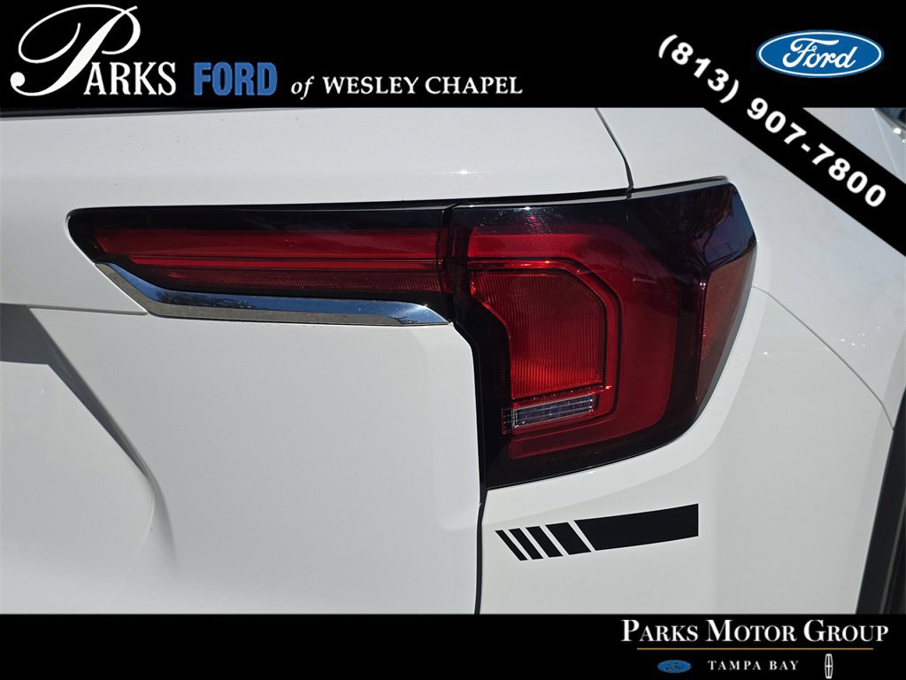 Used 2026 GMC Terrain Elevation w/ Elevation Premium Package image 7