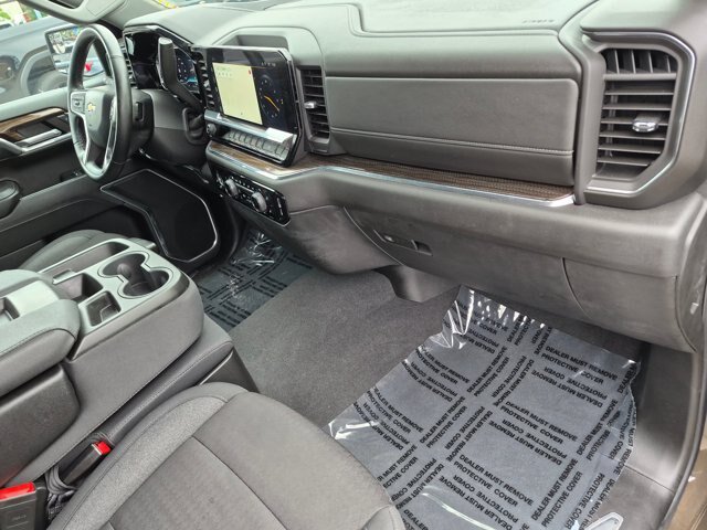 Used 2024 Chevrolet Silverado 1500 LT AWD/4WD image 28