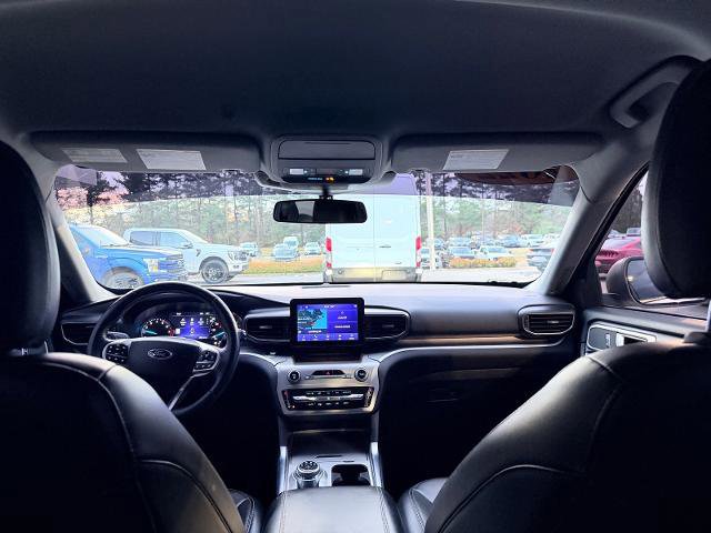 Certified 2022 Ford Explorer XLT w/ Equipment Group 202A image 19