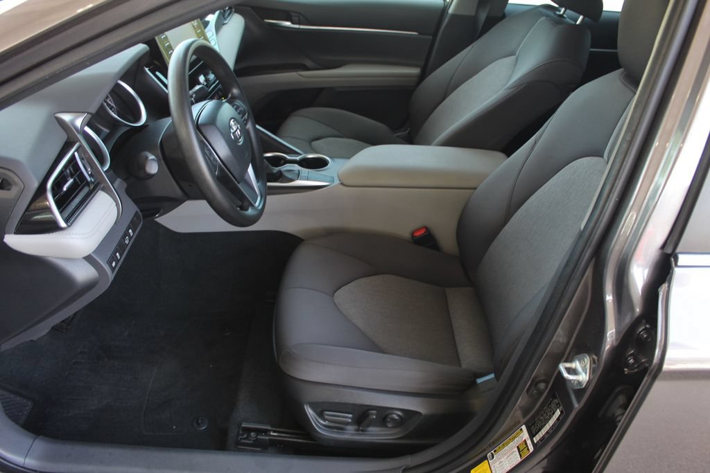 Used 2023 Toyota Camry LE FWD image 27