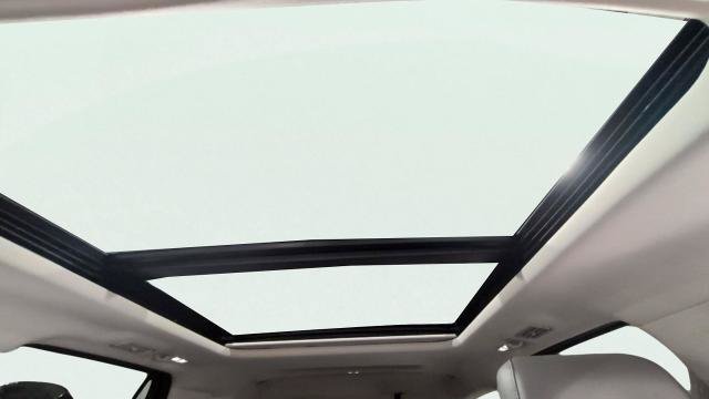 Certified 2025 Ford Expedition Active AWD/4WD image 27