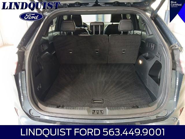 Certified 2022 Ford Edge ST-Line w/ Class II Trailer Tow Package image 21