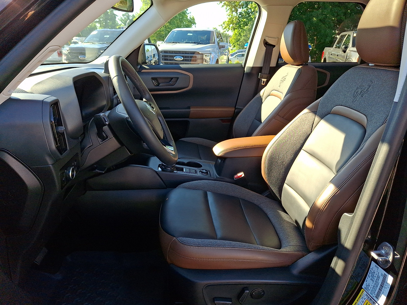 Certified 2024 Ford Bronco Sport Outer Banks w/ Tech Package AWD/4WD image 16