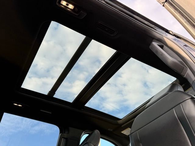 Certified 2021 Ford Expedition Limited w/ Equipment Group 303A image 17