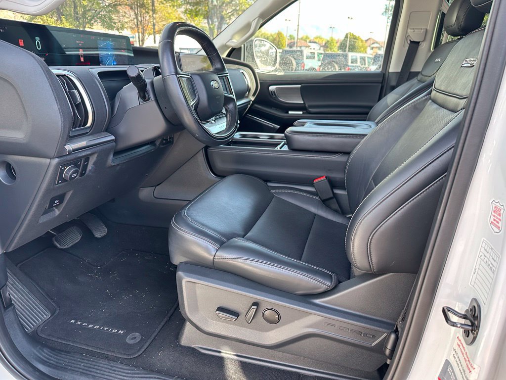 Certified 2025 Ford Expedition Platinum AWD/4WD image 26