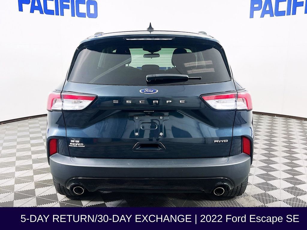Certified 2022 Ford Escape SE w/ SE Sport Appearance Package AWD/4WD image 7
