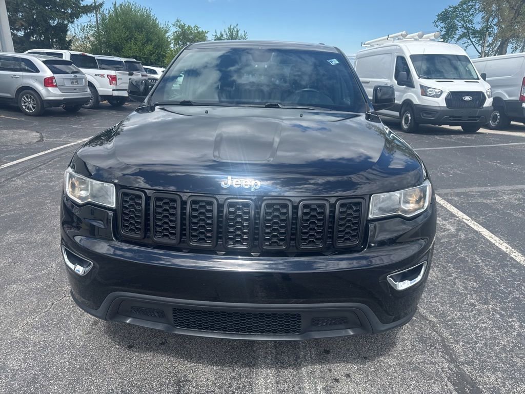Used 2017 Jeep Grand Cherokee Laredo AWD/4WD image 8