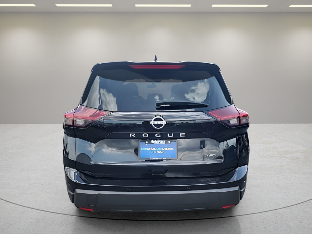 Used 2025 Nissan Rogue SV AWD/4WD image 7