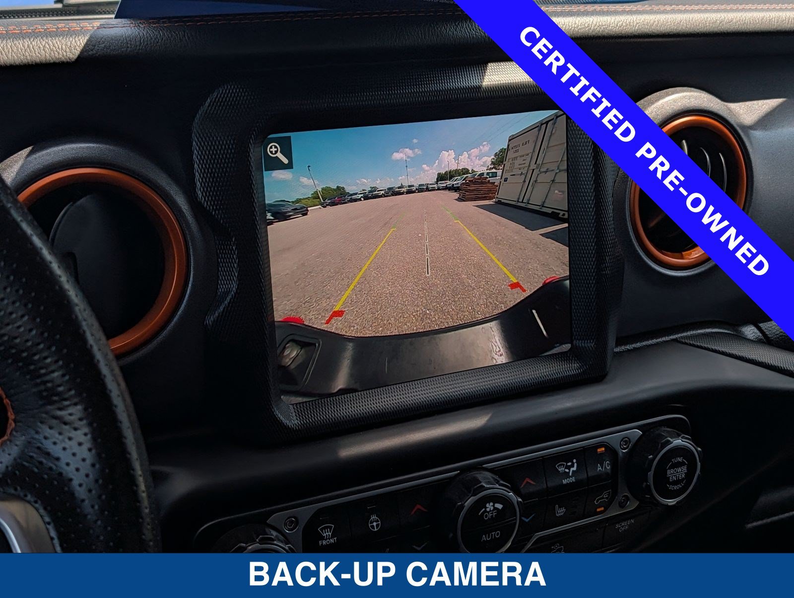 Used 2023 Jeep Gladiator Mojave w/ Cold Weather Group AWD/4WD image 31