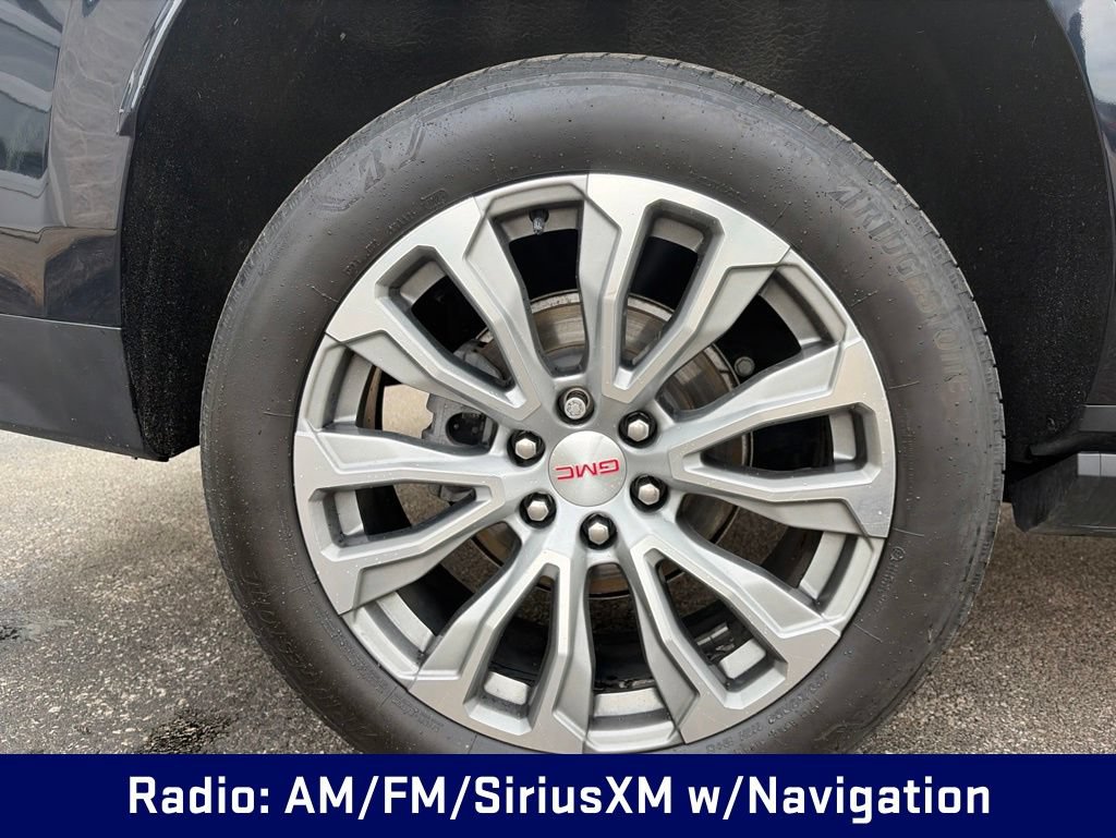Used 2021 GMC Yukon Denali w/ Denali Premium Package AWD/4WD image 9