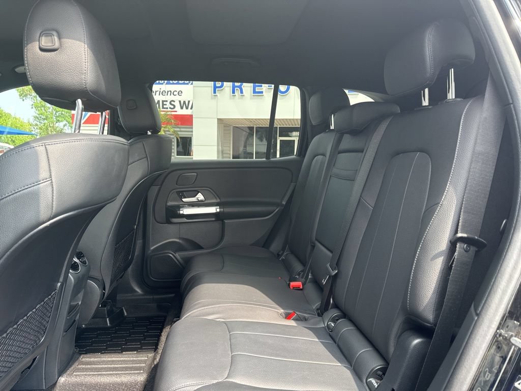 Used 2024 Mercedes-Benz GLB 250 4MATIC image 19