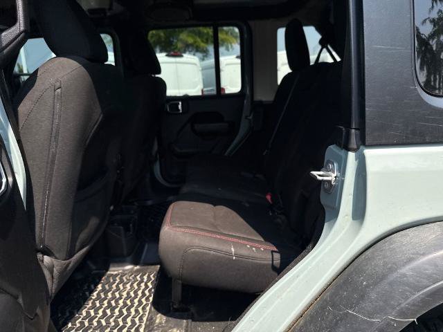 Used 2023 Jeep Wrangler Unlimited Rubicon w/ Cold Weather Group AWD/4WD image 7