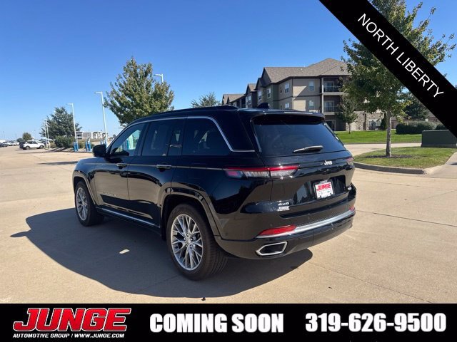 Used 2024 Jeep Grand Cherokee Summit AWD/4WD image 5