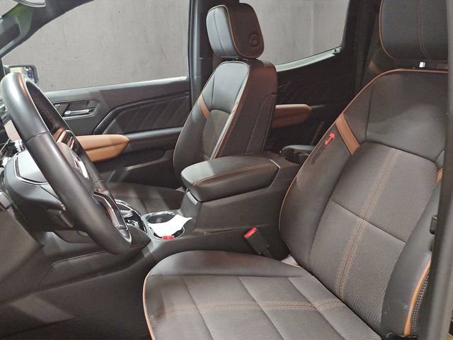 Used 2023 GMC Canyon AT4 w/ Canyon Safety Plus Package AWD/4WD image 12