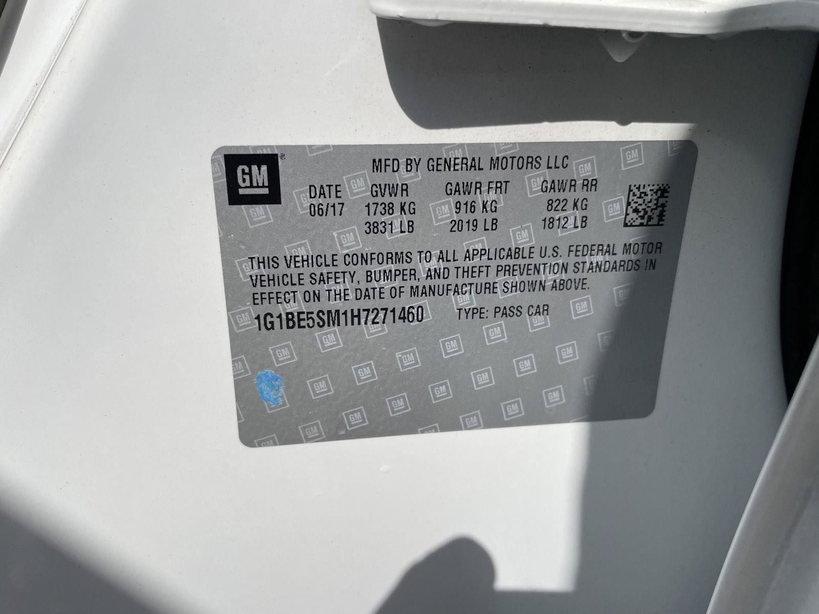 Used 2017 Chevrolet Cruze LT FWD image 30