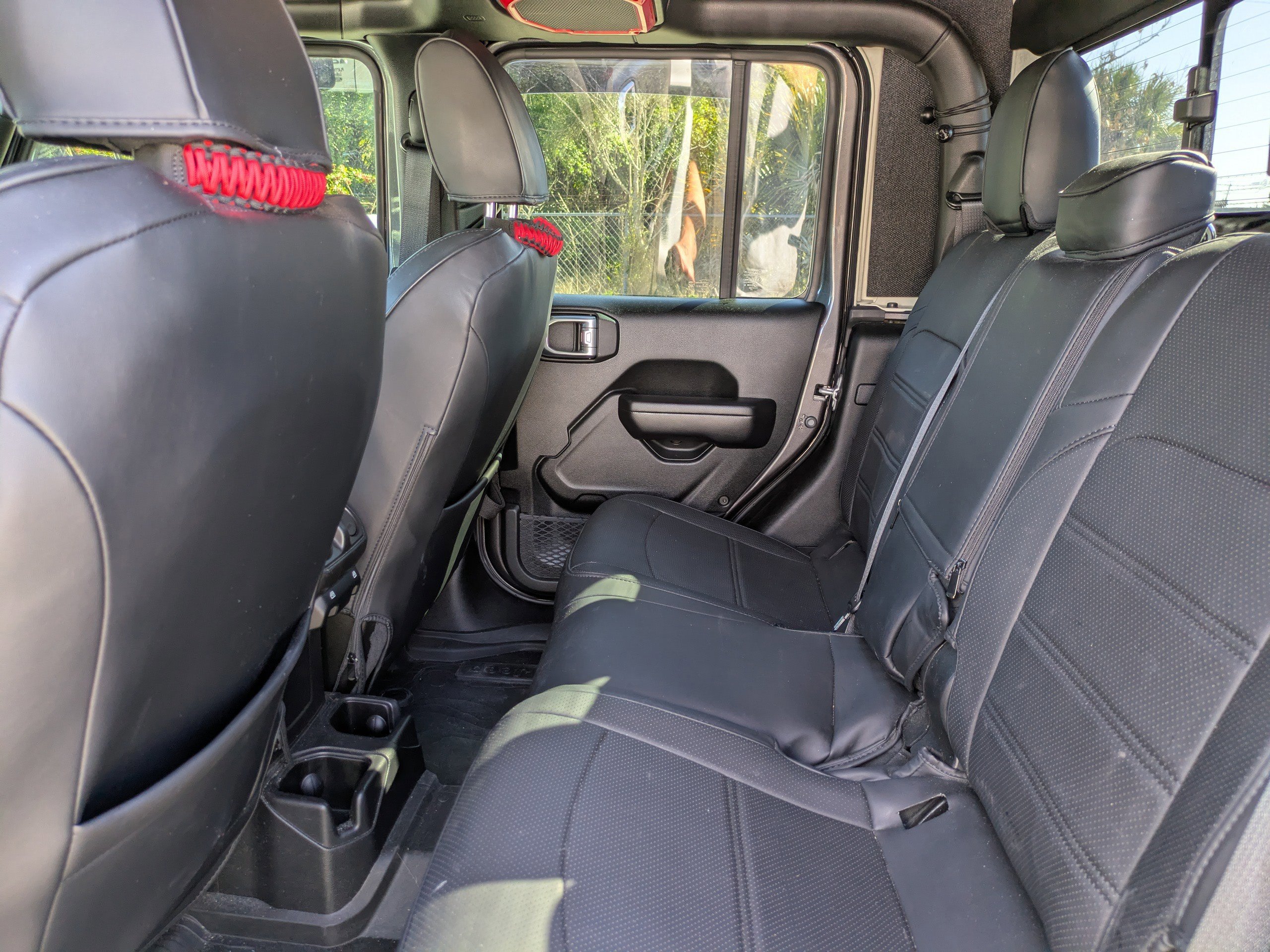 Used 2021 Jeep Gladiator Willys image 13