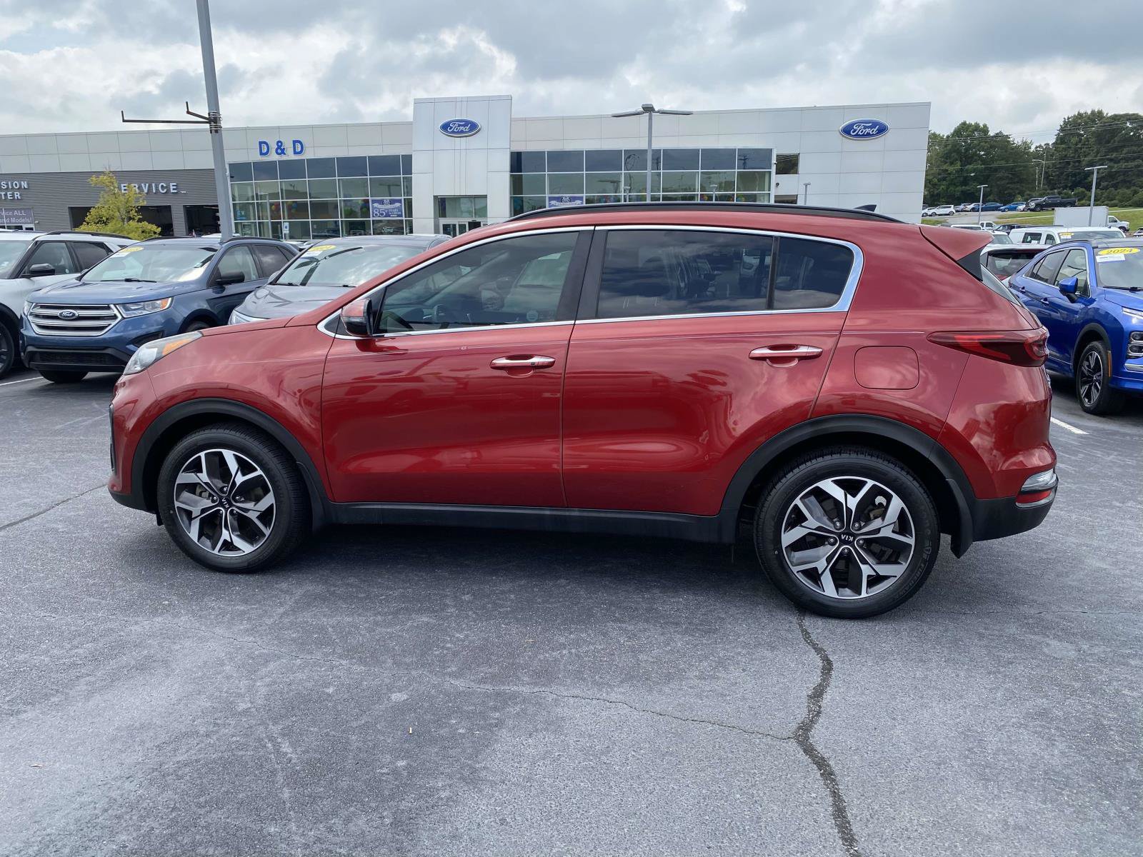Used 2021 Kia Sportage EX w/ EX Technology Package FWD image 4