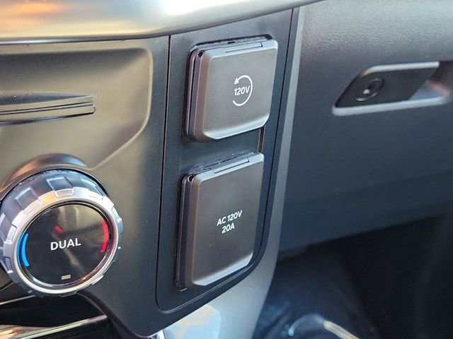 Certified 2023 Ford F150 Lariat image 18