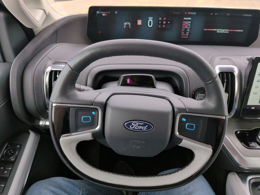 Certified 2025 Ford Expedition Platinum w/ Driver's Package AWD/4WD image 24