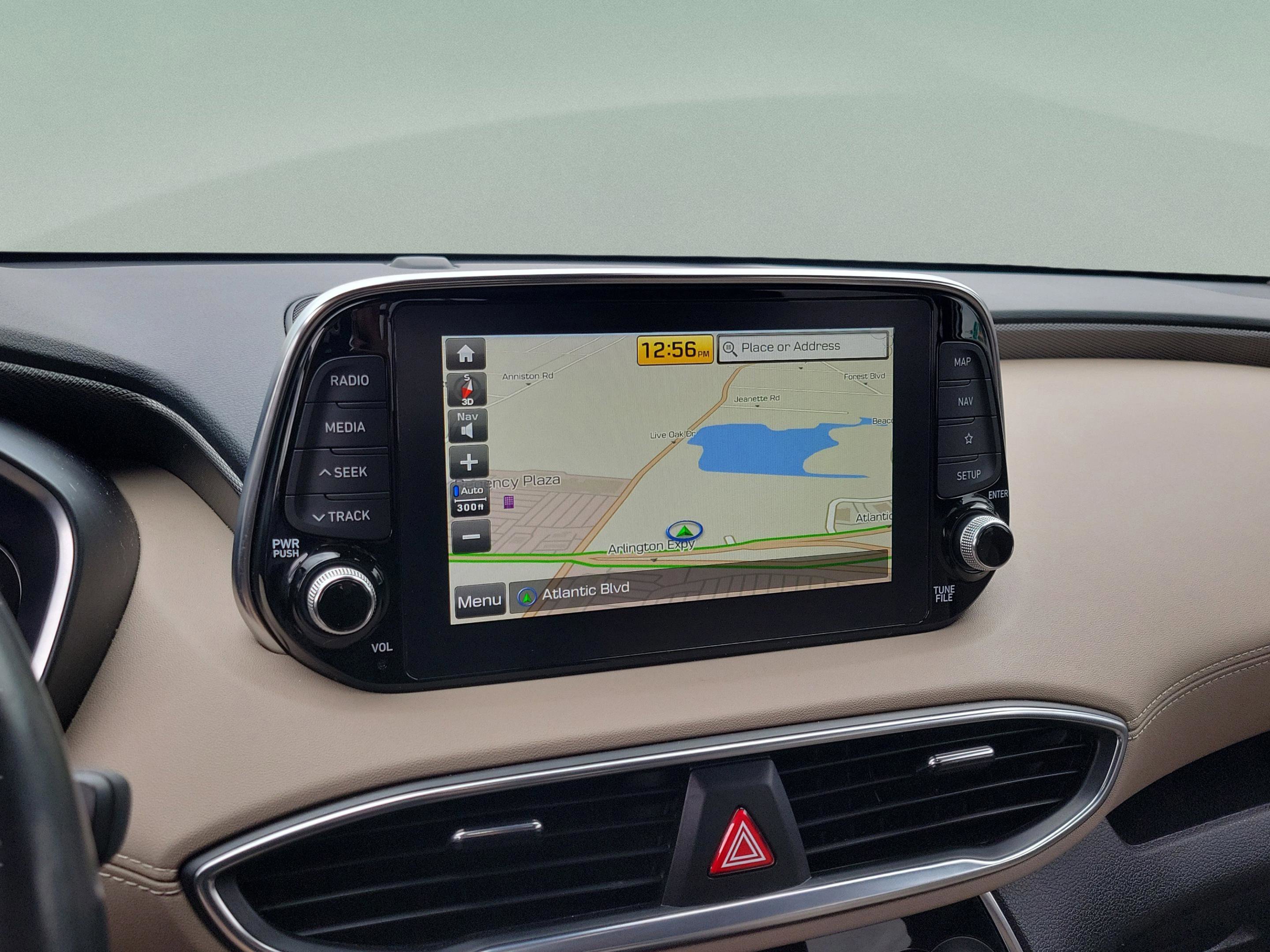 Used 2020 Hyundai Santa Fe Limited image 14