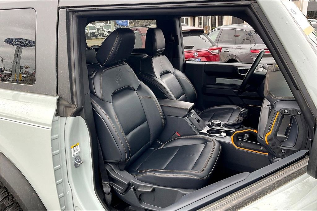 Certified 2024 Ford Bronco Badlands image 6