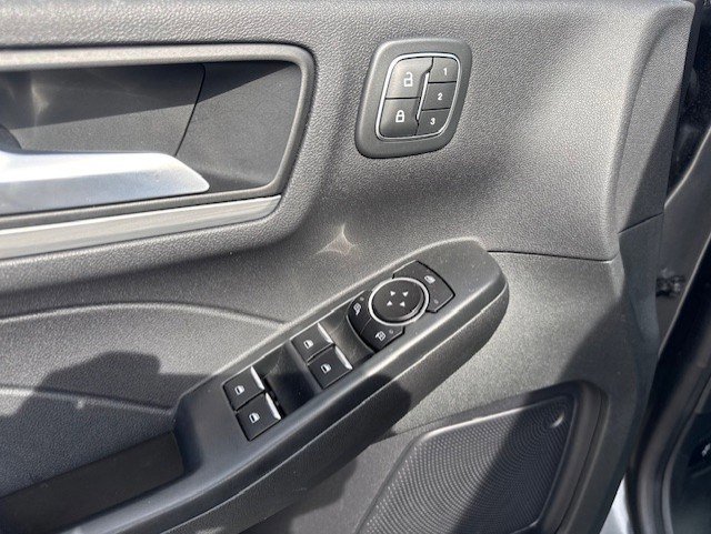 Certified 2023 Ford Escape Platinum image 11