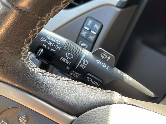 Used 2020 GMC Yukon Denali w/ Denali Premium Package AWD/4WD image 29