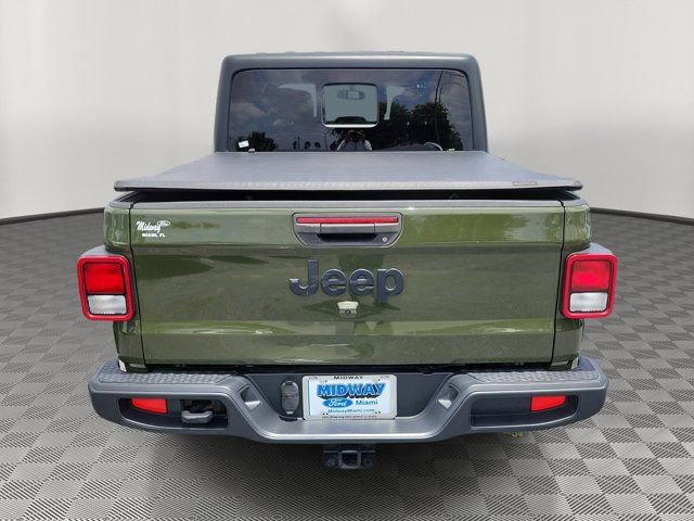 Used 2022 Jeep Gladiator Sport AWD/4WD image 5