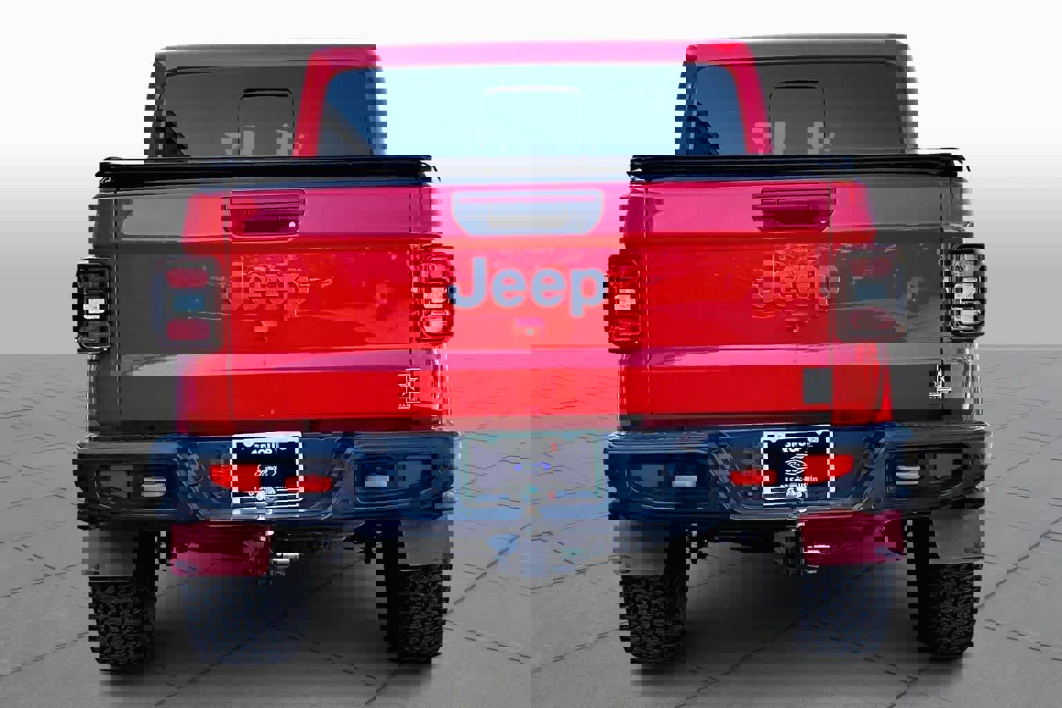 Used 2022 Jeep Gladiator Mojave w/ Cold Weather Group image 2