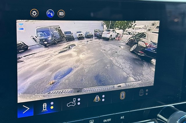 Used 2023 Chevrolet Colorado Trail Boss w/ LPO, Skid Plate Package image 23