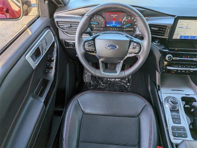 Certified 2024 Ford Explorer ST-Line w/ Class IV Trailer Tow Package image 13