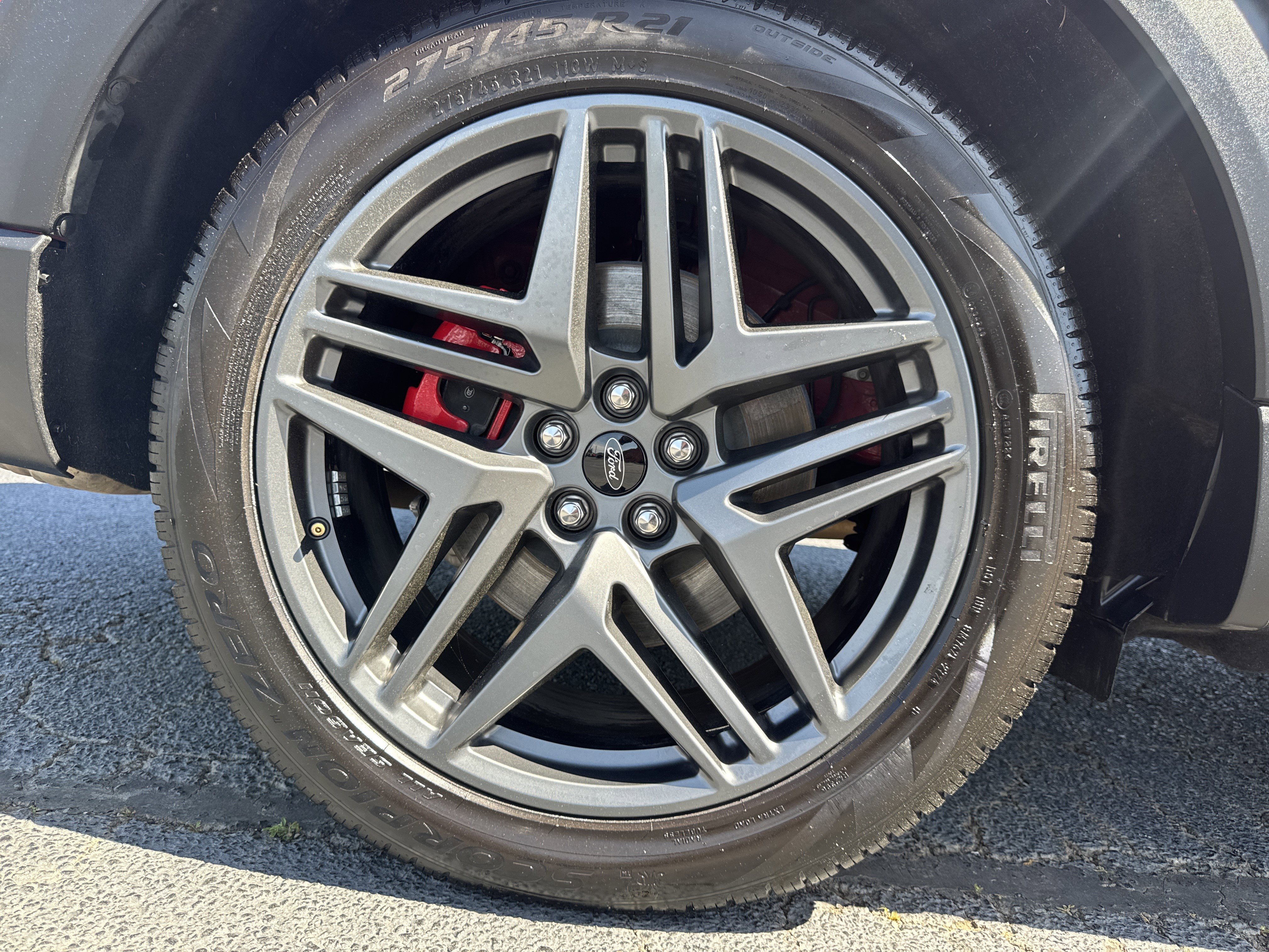 Certified 2025 Ford Explorer ST-Line w/ Premium Package RWD image 21
