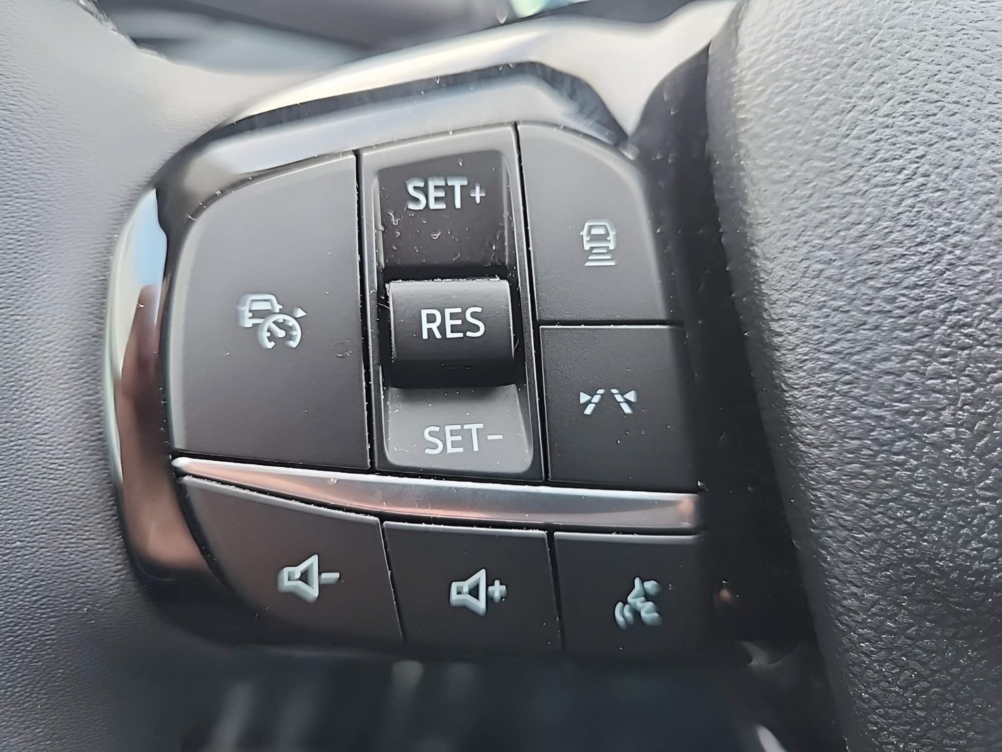 Certified 2023 Ford Escape Active w/ Tech Pack #2 image 18