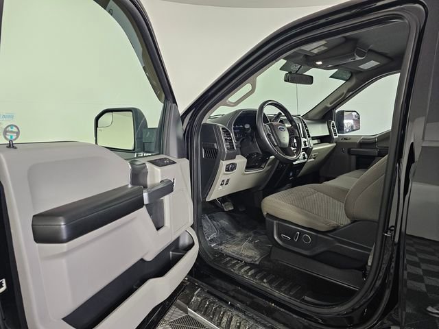 Certified 2018 Ford F150 XLT w/ Equipment Group 302A Luxury image 25