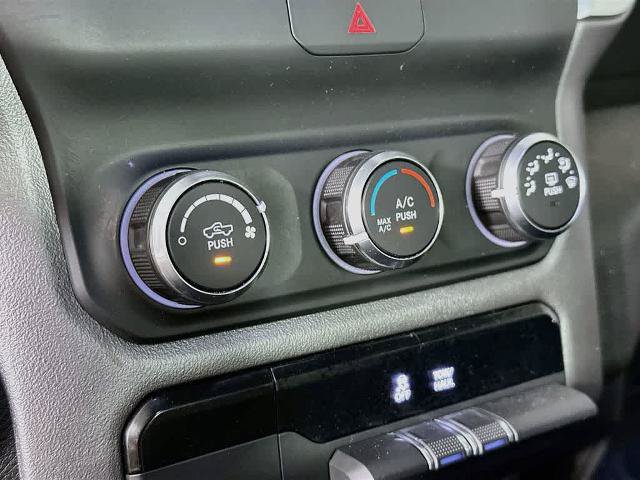 Used 2020 RAM 1500 Big Horn RWD image 18