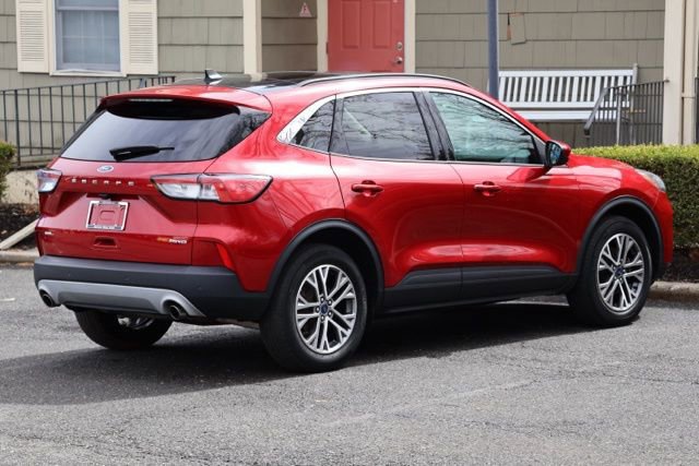 Certified 2022 Ford Escape SEL image 3