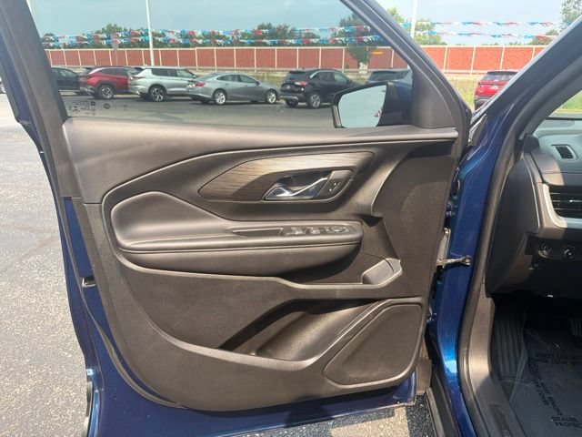 Used 2022 GMC Terrain SLE FWD image 12
