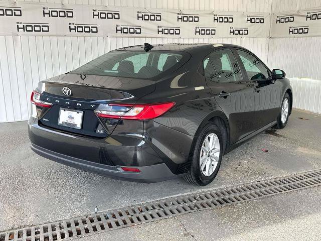 Used 2025 Toyota Camry LE FWD image 10