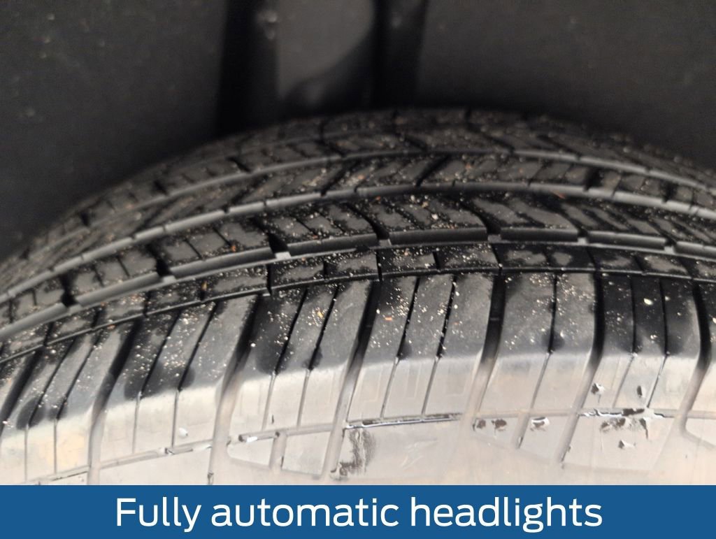 Used 2020 Volkswagen Tiguan SE w/ Panoramic Sunroof Package image 22