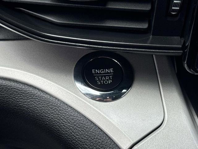 Certified 2023 Ford Explorer XLT RWD image 18
