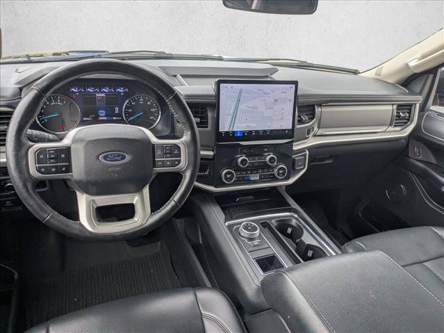 Certified 2024 Ford Expedition XLT RWD image 16