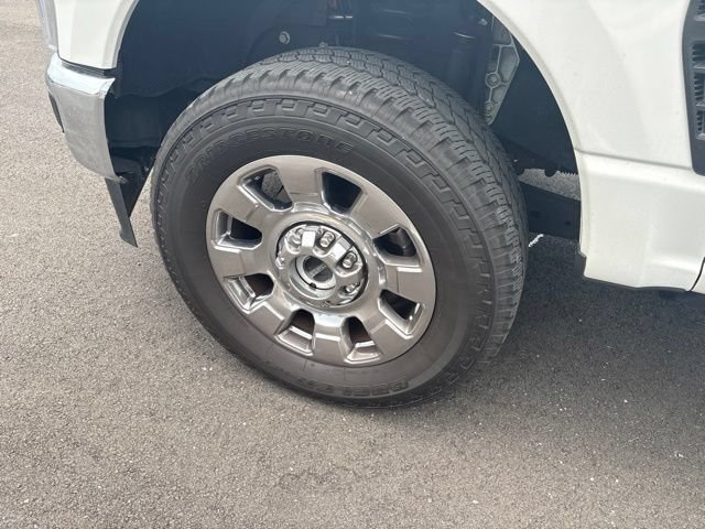 Certified 2024 Ford F350 Lariat w/ Lariat Ultimate Package AWD/4WD image 4